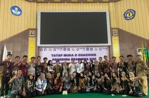 cover Coaching at Politeknik Negeri Lampung