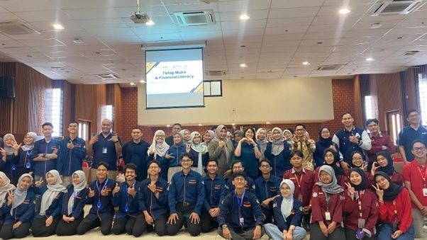 cover Face to Face with KSE Scholarship Recipients with Bank Aladin Syariah