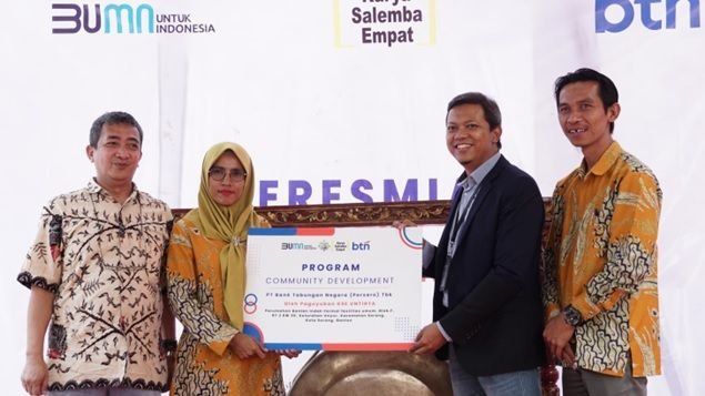 cover THE EXCISE OF THE OFFICIAL OF THE COMMUNITY DEVELOPMENT BANK CIPTA LESTARI 30 WASTE BANK